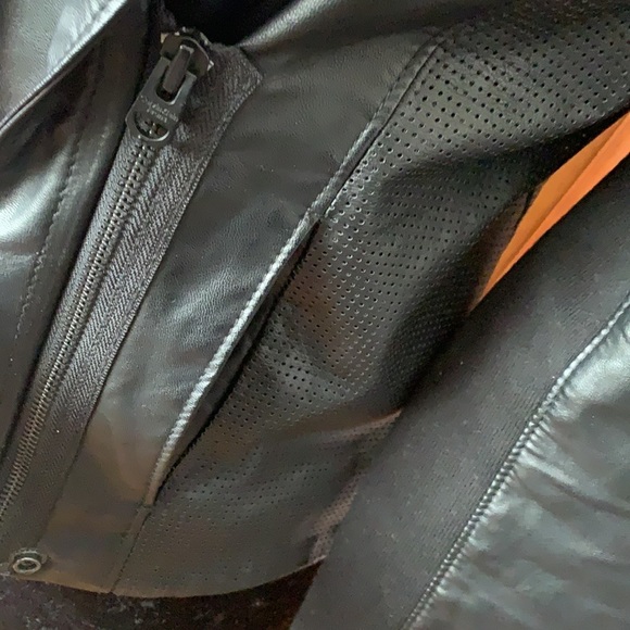 ✨CALVIN Klein Faux Leather Jacket✨ - Picture 6 of 14